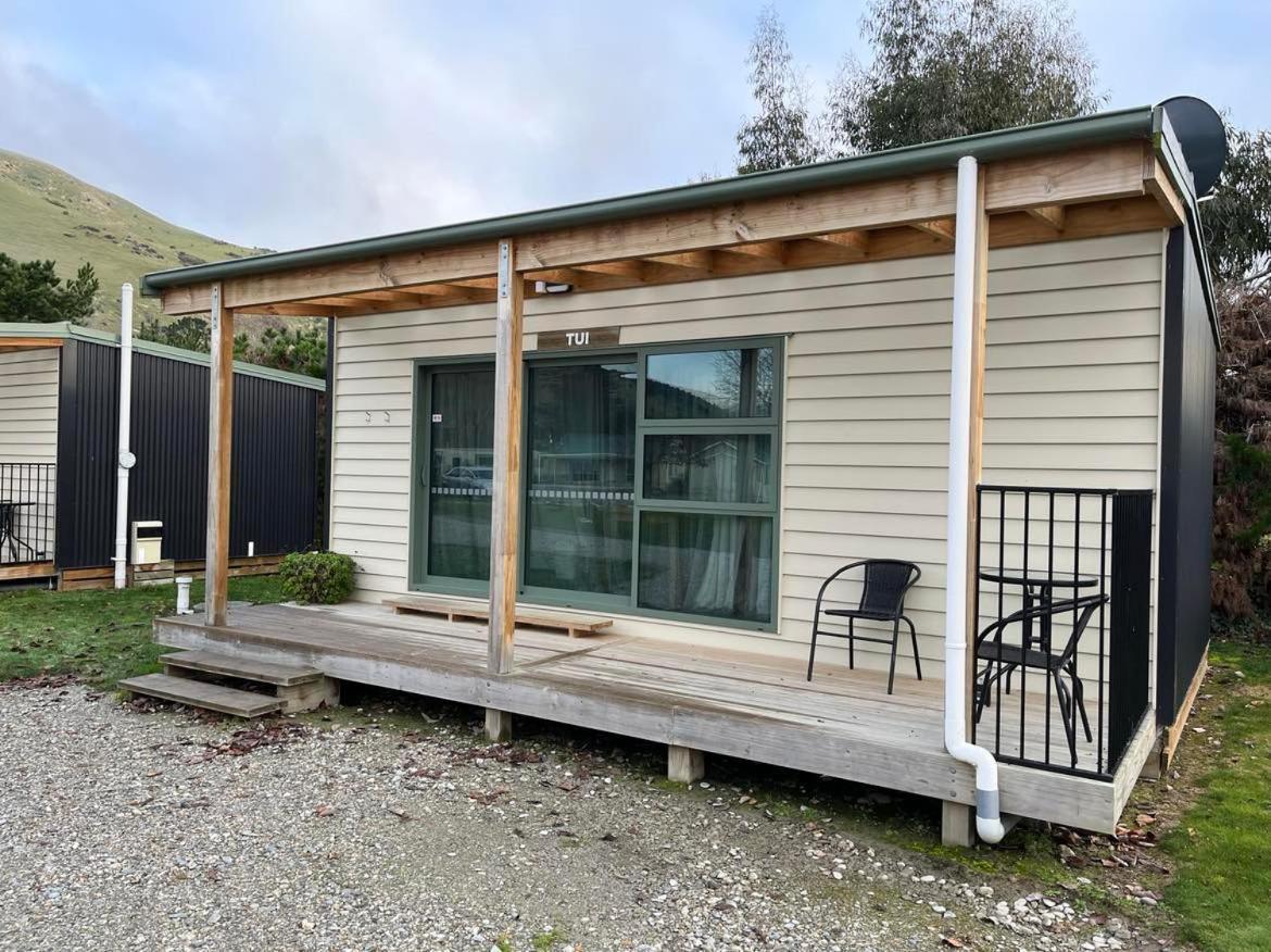 Millers Flat Holiday Park 외부 사진
