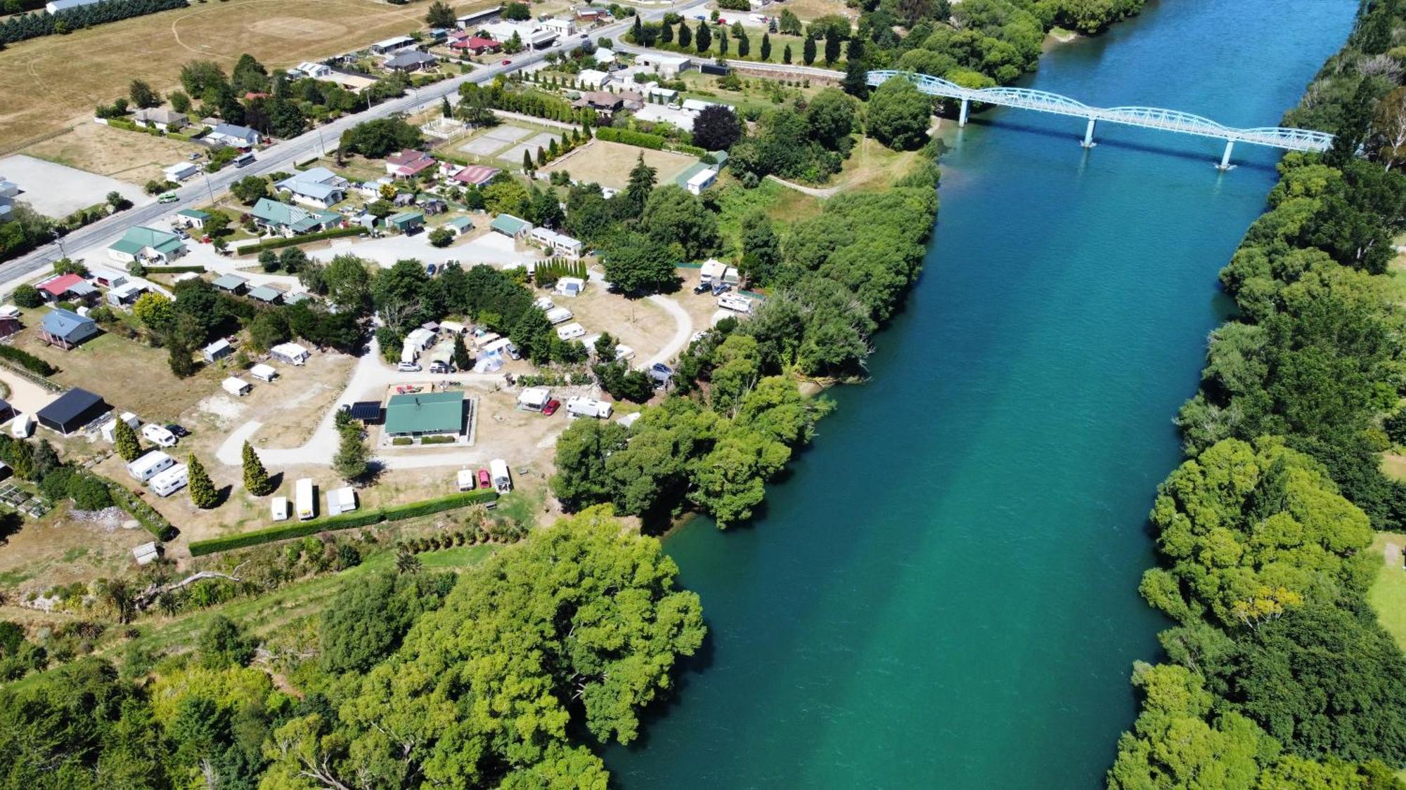 Millers Flat Holiday Park 외부 사진