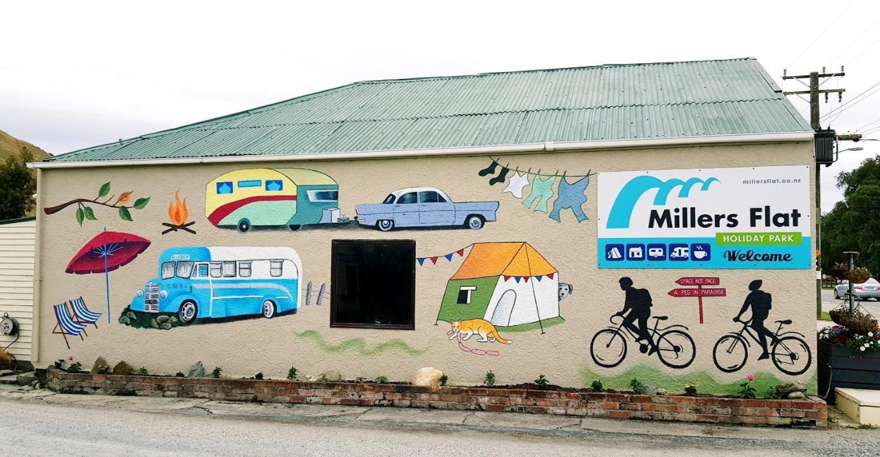 Millers Flat Holiday Park 외부 사진